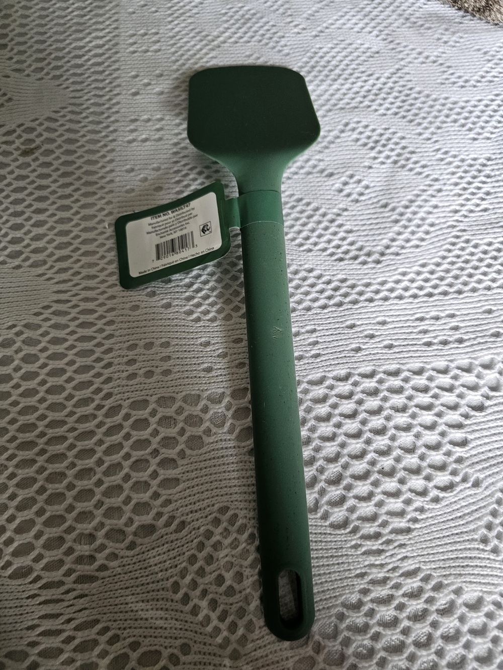 CWC Green Silicone Turner - Cook With Color - Picture 2 of 5